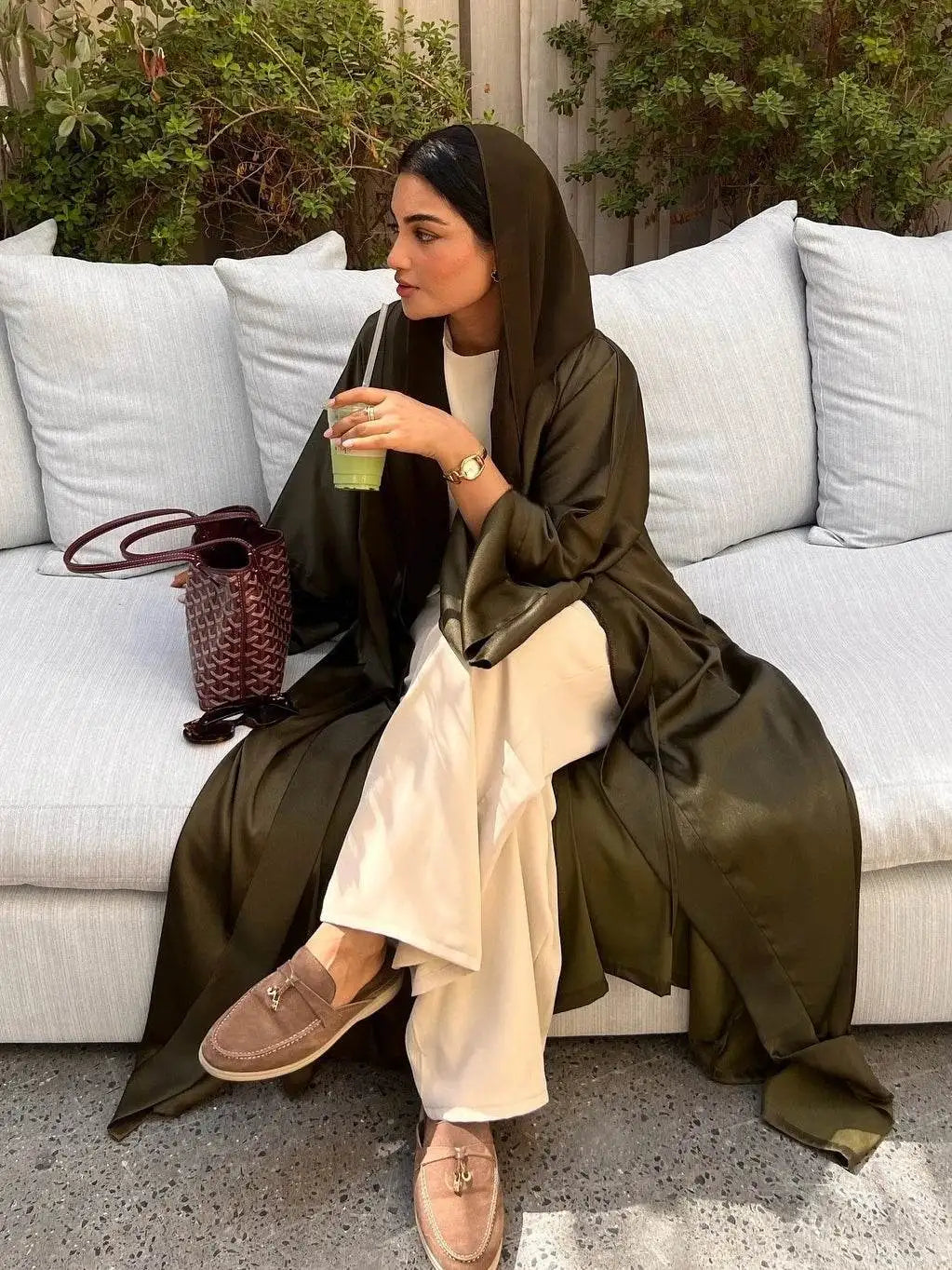 Elegant Open Abaya for Modest Muslim Women elegant-open-abaya-for-modest-muslim-women-9448487