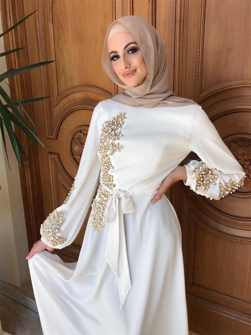 Elegant Middle Eastern Robe Dress elegant-middle-eastern-robe-dress-7463091