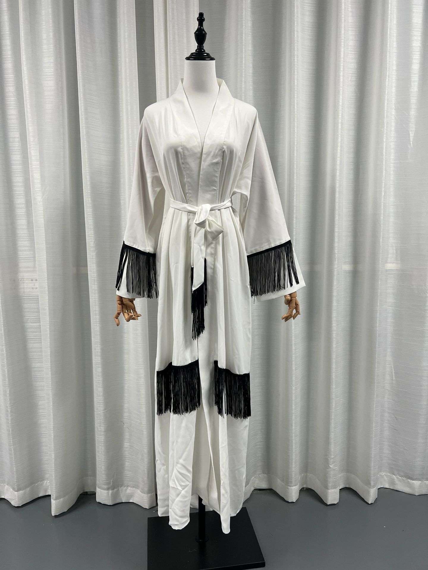 Middle Eastern Abaya 0 middle-eastern-abaya-9265912